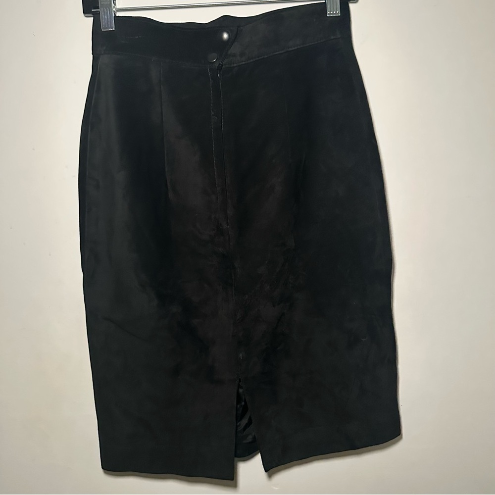 Danier Black 100% Leather Pencil Skirt Size 6